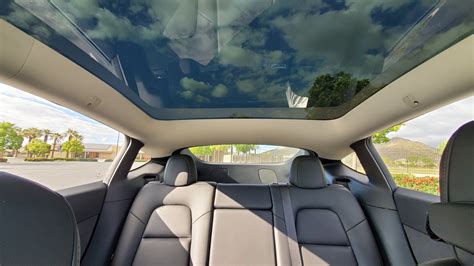 tesla tinting sunroof